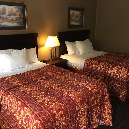 Red Carpet Inn & Suites Albany Airport ألباني المظهر الخارجي الصورة